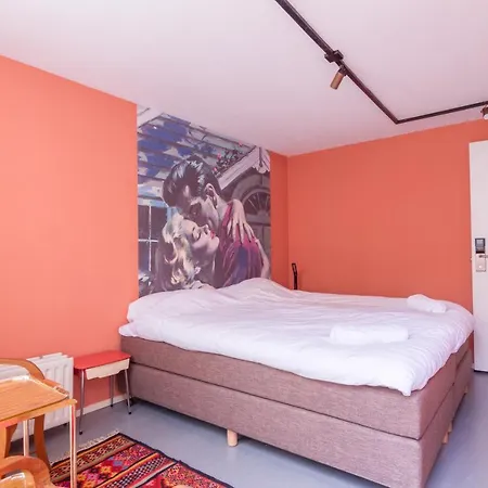 Pink Flamingo Boutique Hostel *