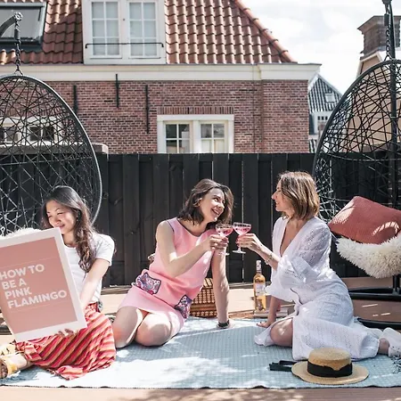 Vandrarhem Pink Flamingo Boutique *